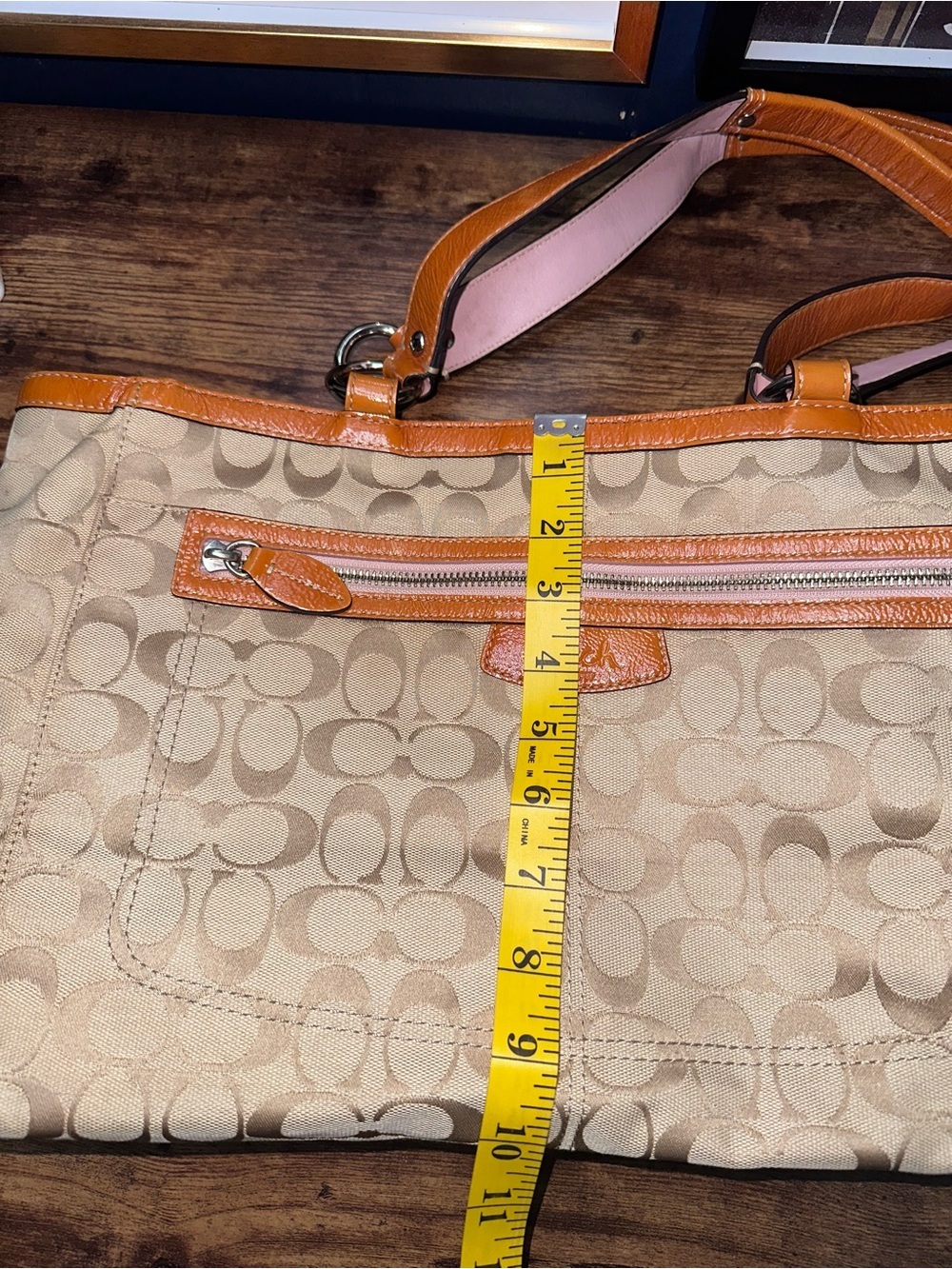 Coach Penelope Signature Tote - Picture 12 of 15